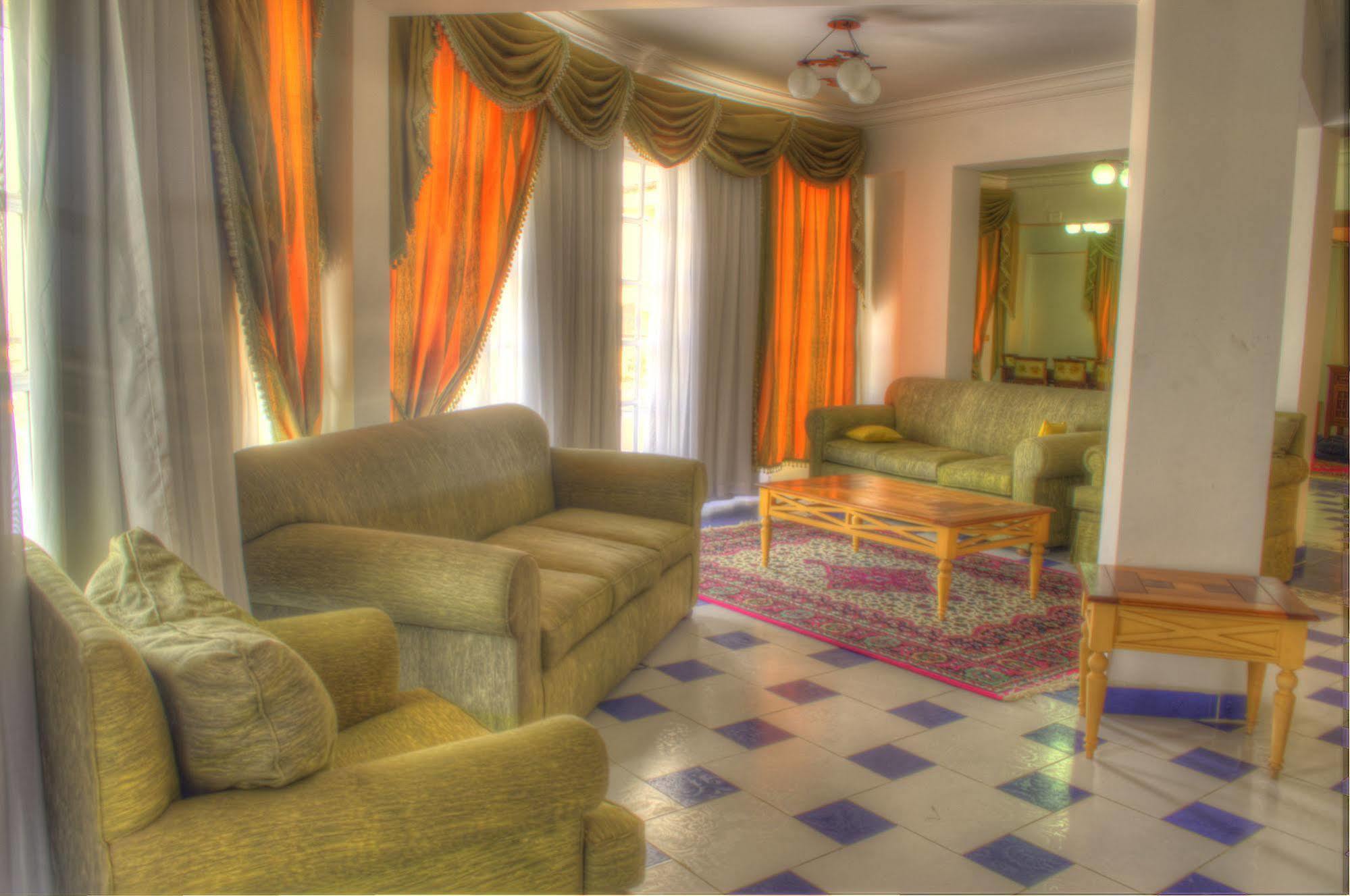 Tolip Inn Resort Fāʼid Extérieur photo