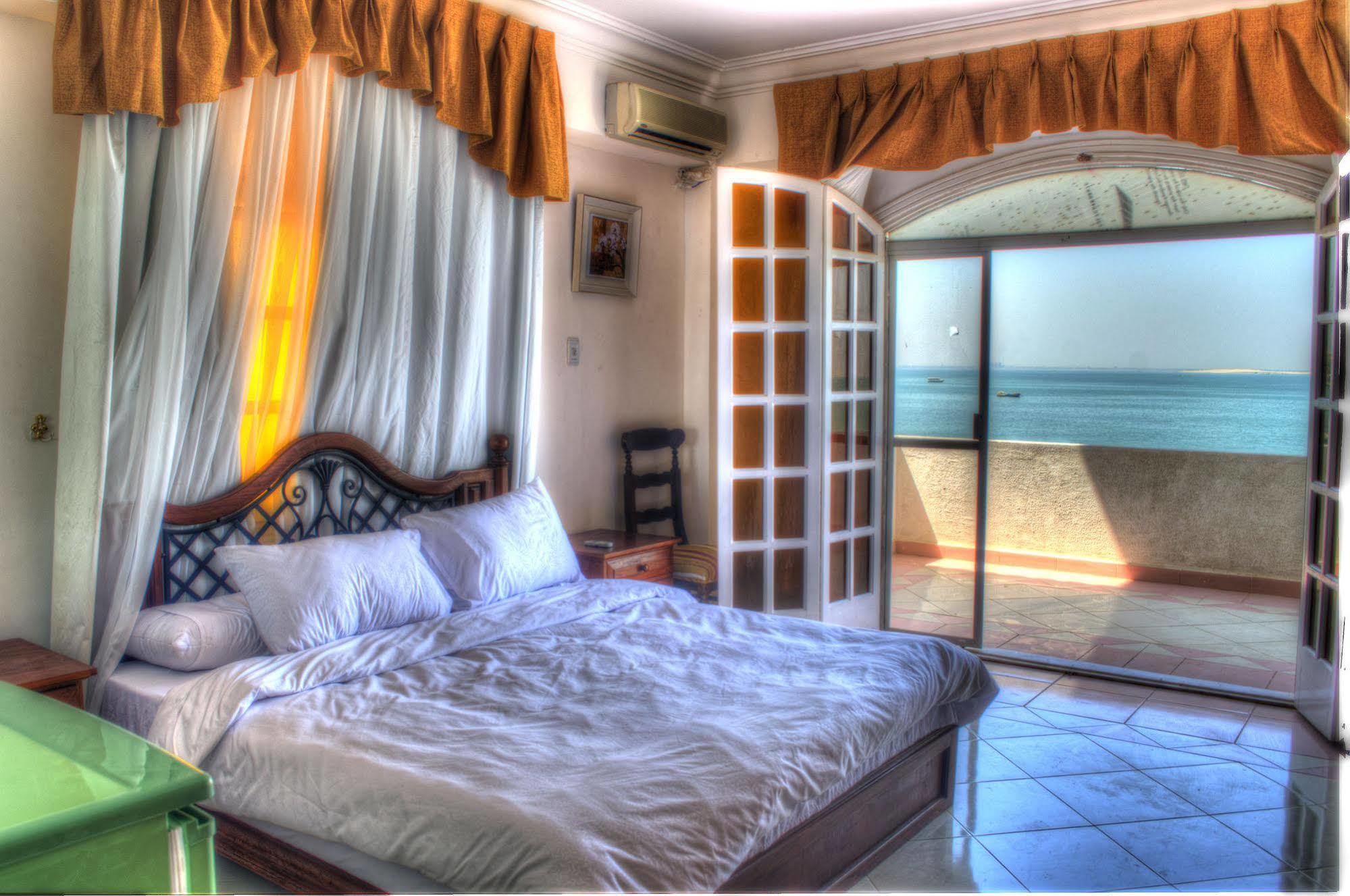 Tolip Inn Resort Fāʼid Extérieur photo