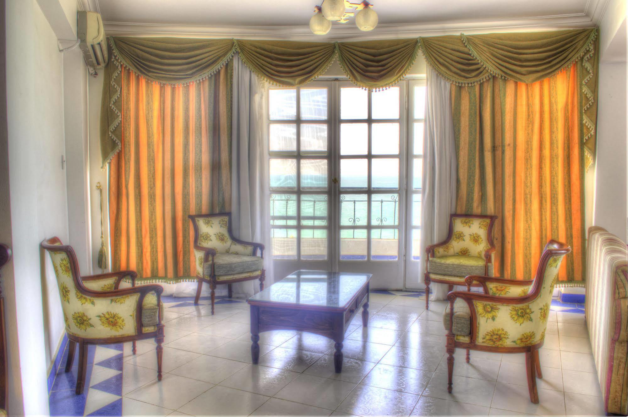 Tolip Inn Resort Fāʼid Extérieur photo